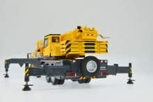 XCMG Truck Crane XCT75 Model (1:50)